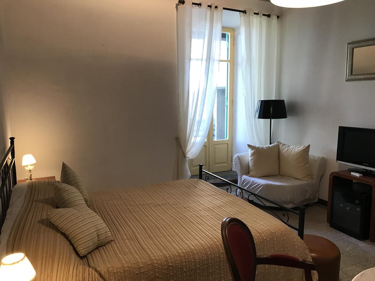 Villa Grant Relais Помеция Екстериор снимка