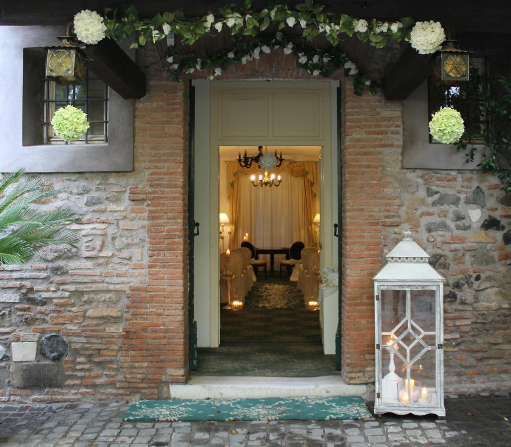 Villa Grant Relais Помеция Екстериор снимка